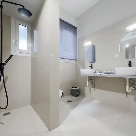 Satovriandou Spacious 128sqm In Apartment *